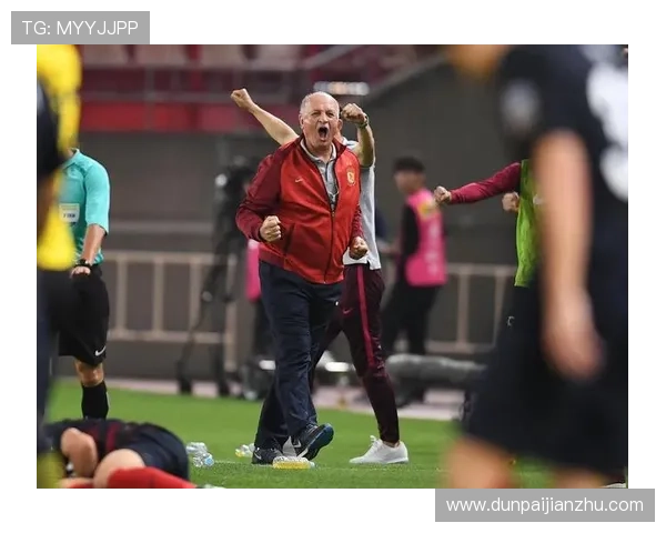 费利佩路易斯带队冲击决赛有望成解放者杯历史第九位双冠球员教练